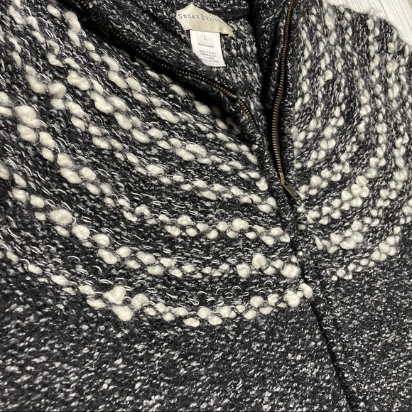 Susan Bristol Wool and Alpaca blend knitted zip up cardigan sweater. - Picture 9 of 12